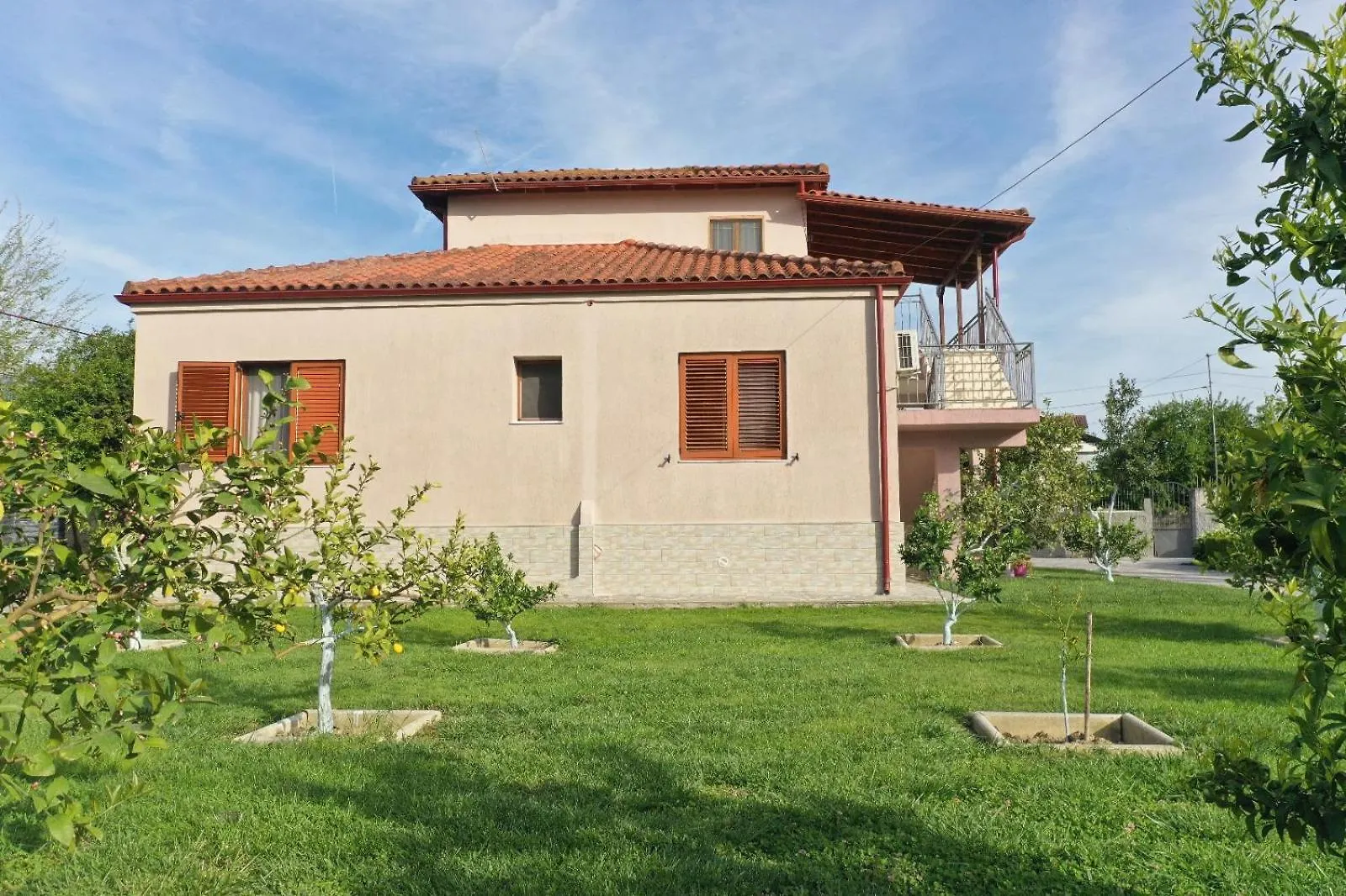 Villa Nano Berat 0*,
