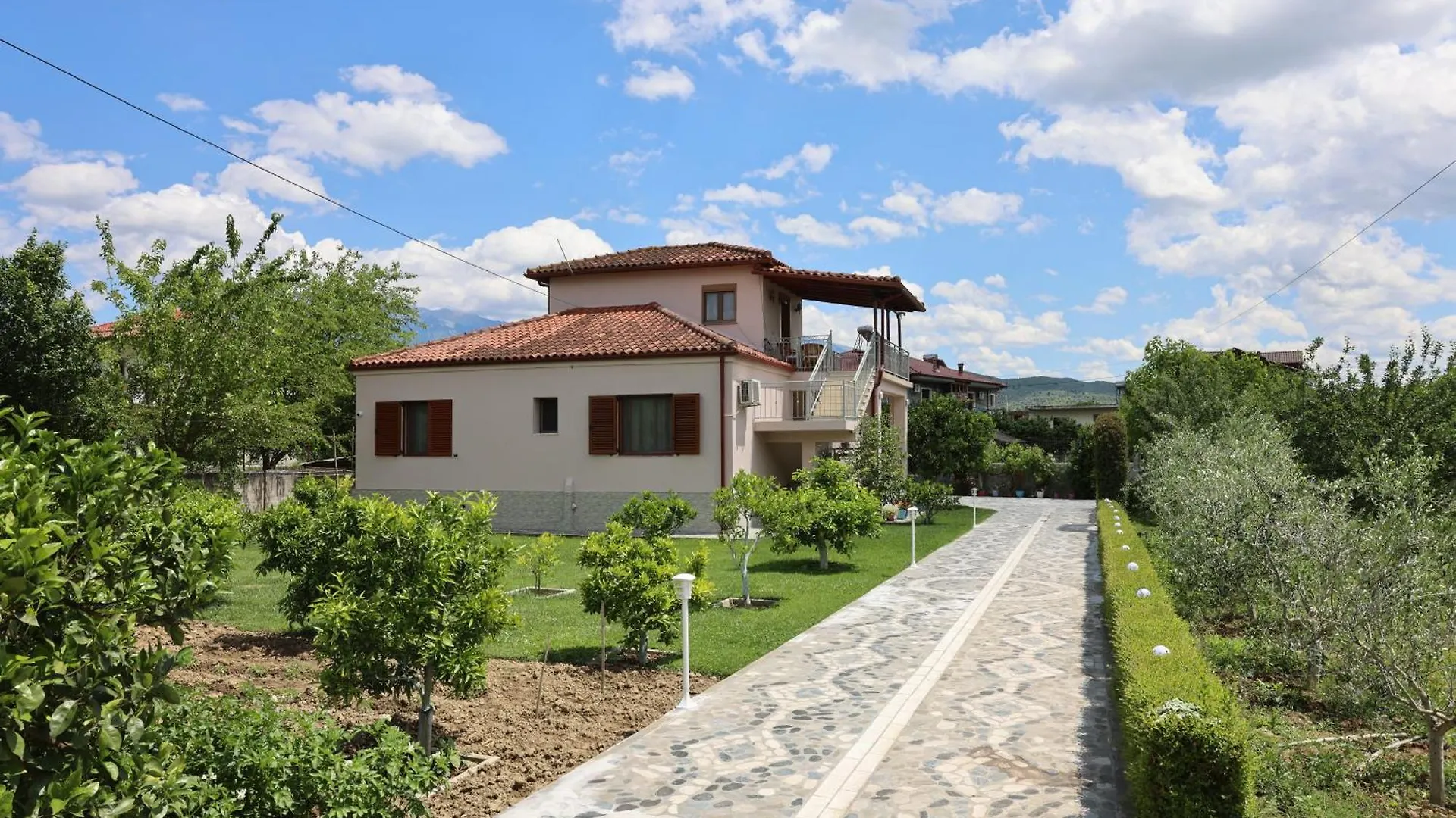 Villa Nano Berat